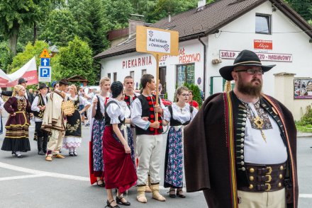 Korowód 56.Tygodnia Kultury Beskidzkie